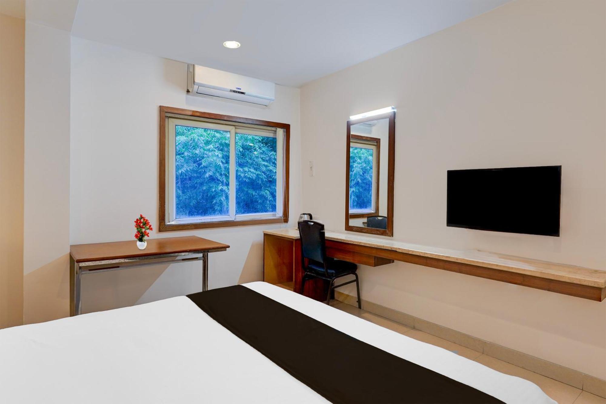 Super Townhouse Arcot Road Near Kauvery Hospital شيناي المظهر الخارجي الصورة