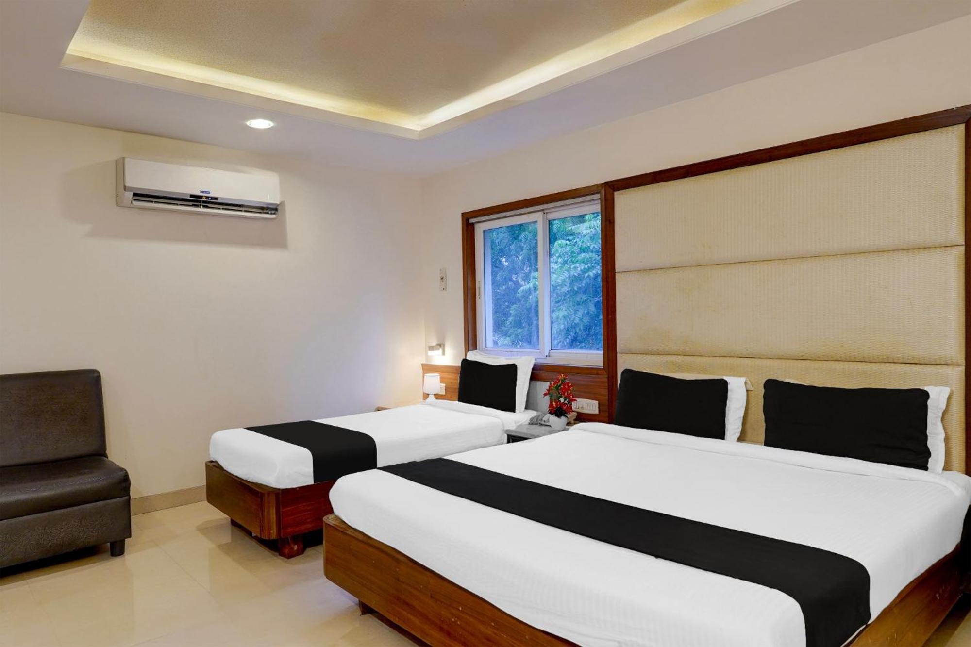Super Townhouse Arcot Road Near Kauvery Hospital شيناي المظهر الخارجي الصورة